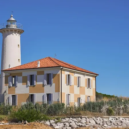 Villa Lovely With Spacious Garden Bibione