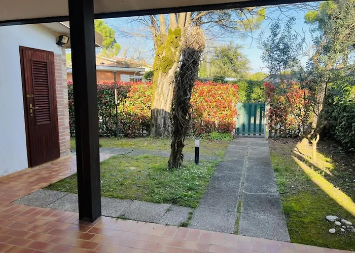 Villa Lovely With Spacious Garden *